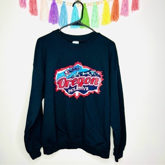 Oregon Holidays Santa Sleigh Mountain Cozy Pullover Crewneck Sweatshirt Large - Picture 12 of 12